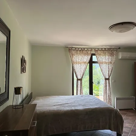 Villa Orhid Apartment Becici One *